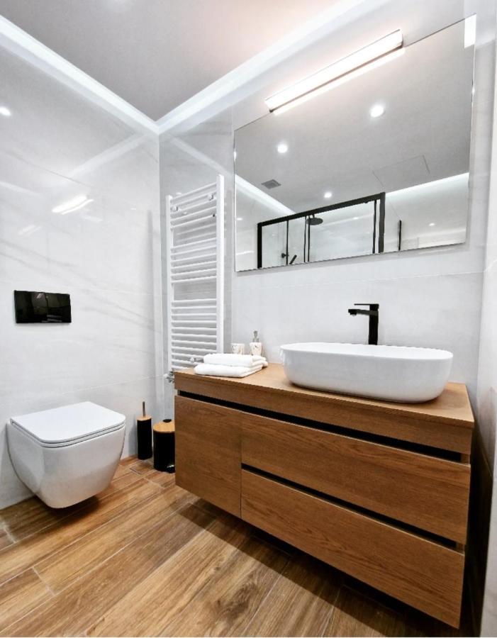Modern Garden View Apt In Voula, Athens - Luxe Exterior foto