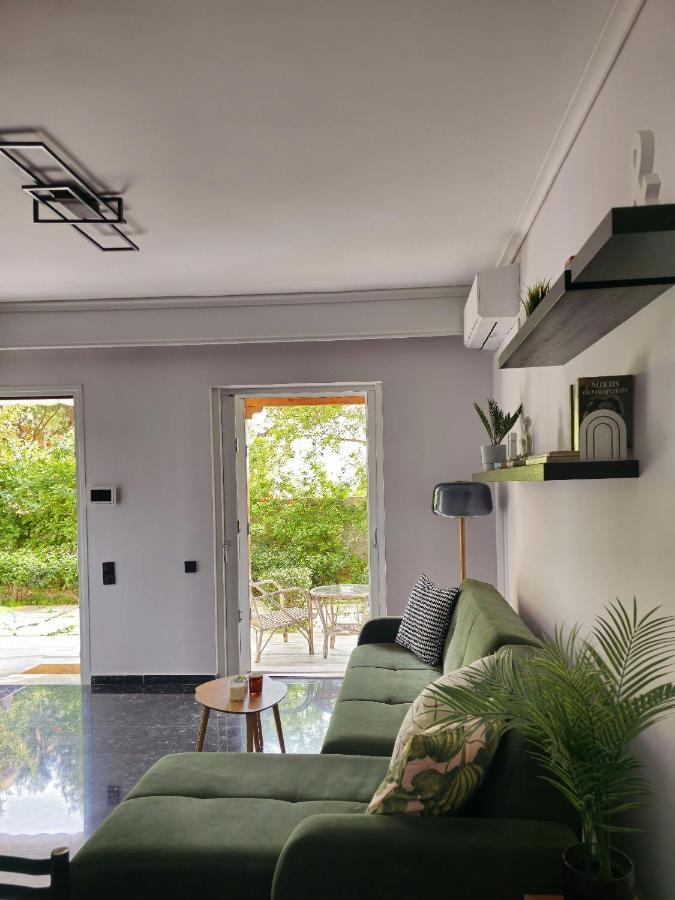 Modern Garden View Apt In Voula, Athens - Luxe Exterior foto